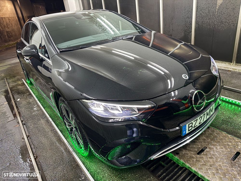 Mercedes-Benz EQE 300 Electric Art - 3