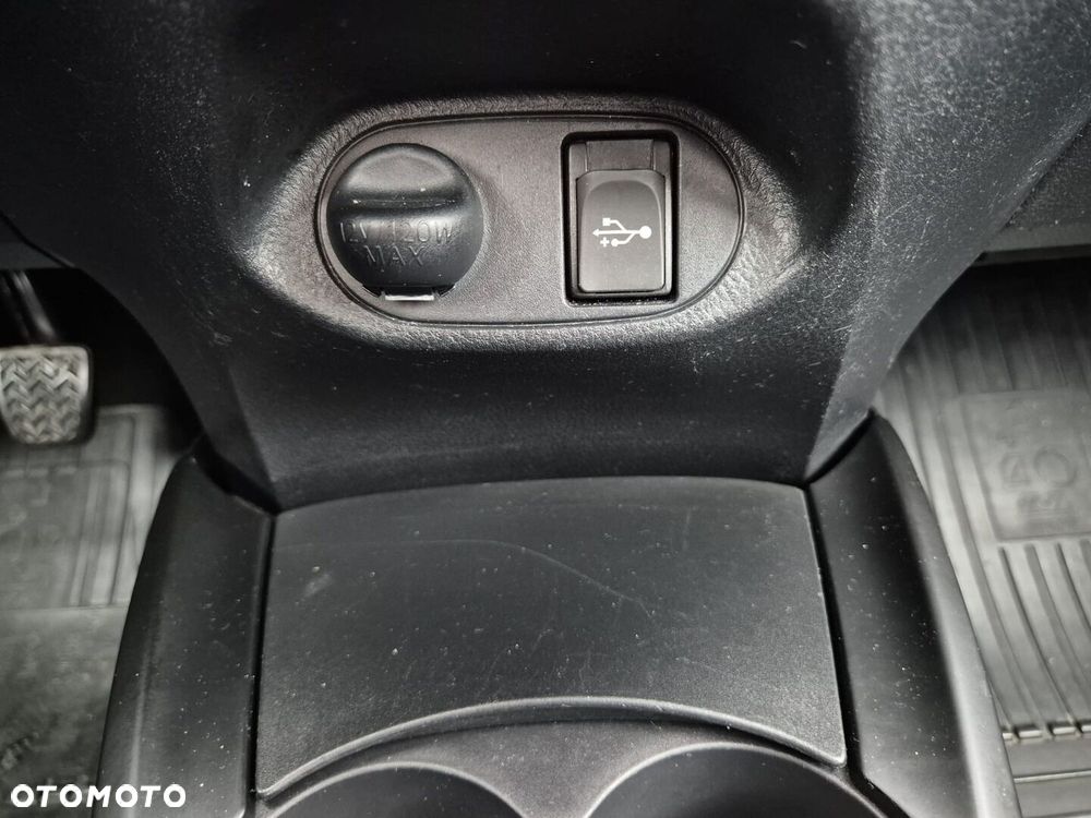 Toyota Yaris - 21