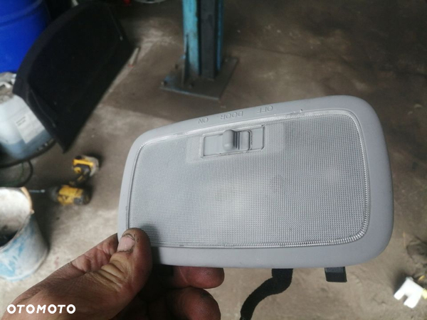 LAMPKA OŚW. KABINY HYUNDAI i30 07- 92850-2h000