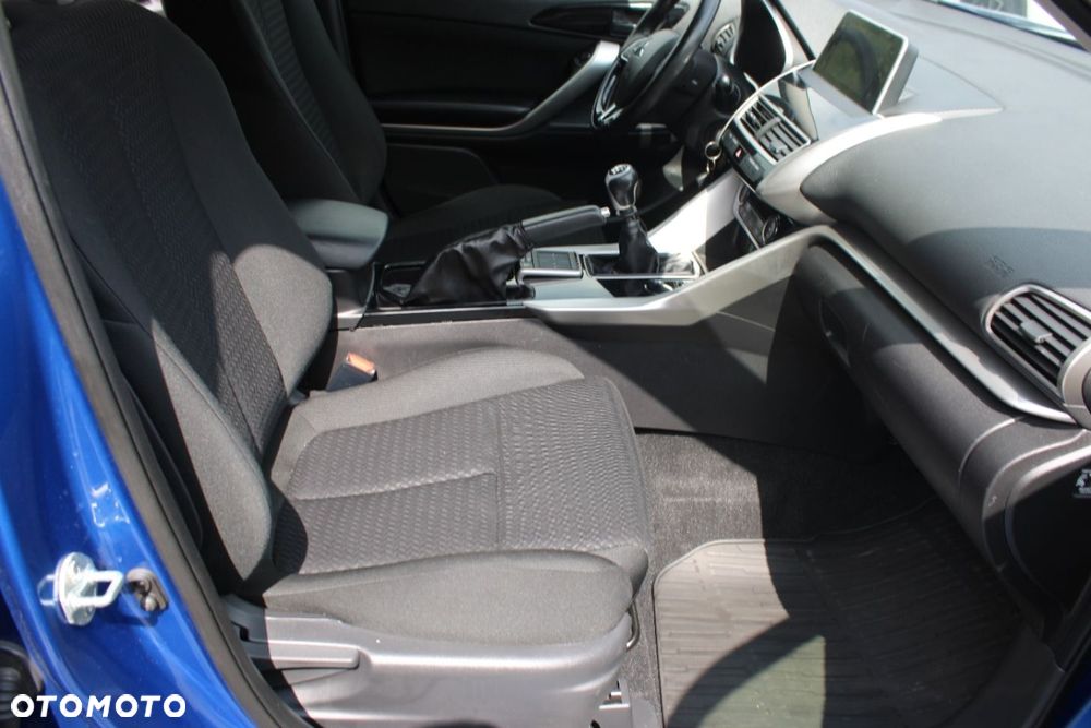 Mitsubishi Eclipse Cross - 30