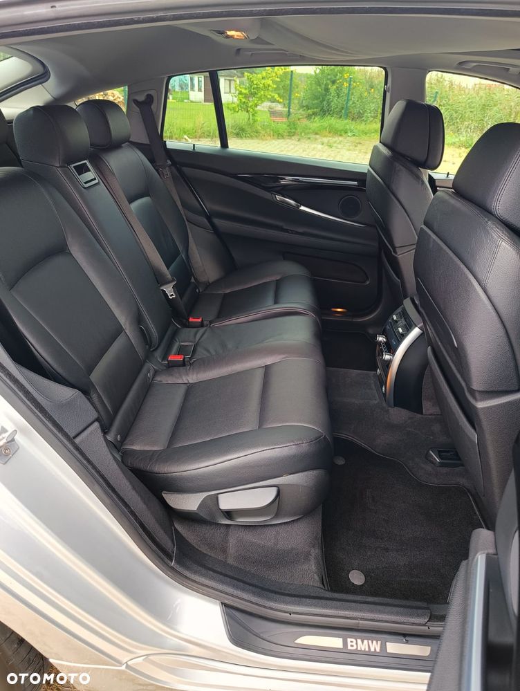 BMW 5GT 535d xDrive - 11