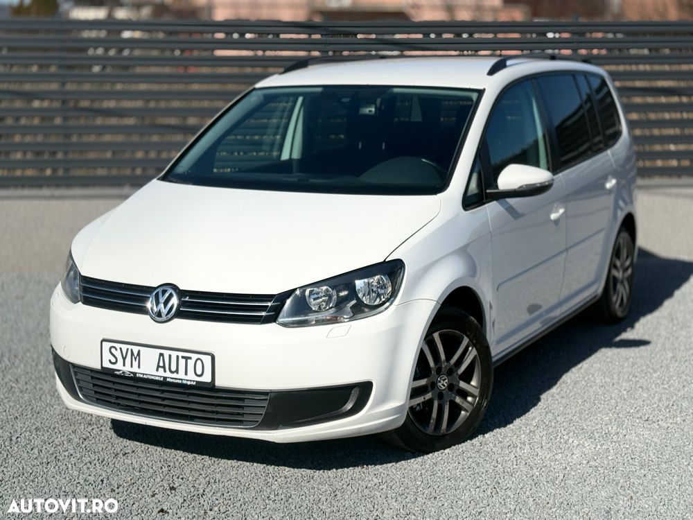 Volkswagen Touran 1.6 TDI DPF BlueMotion Technology DSG Comfortline - 1