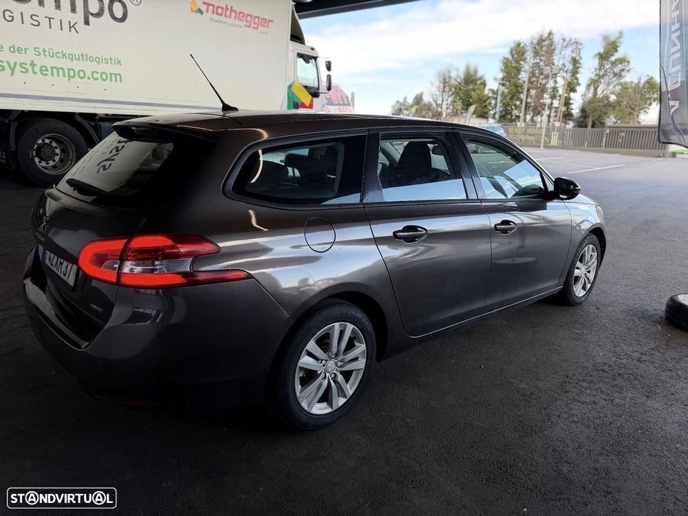 Peugeot 308 SW - 7