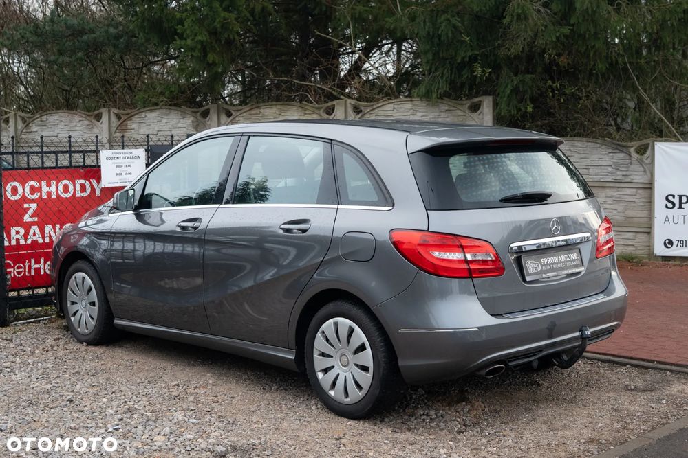 Mercedes-Benz Klasa B 180 BlueEFFICIENCY Edition - 6