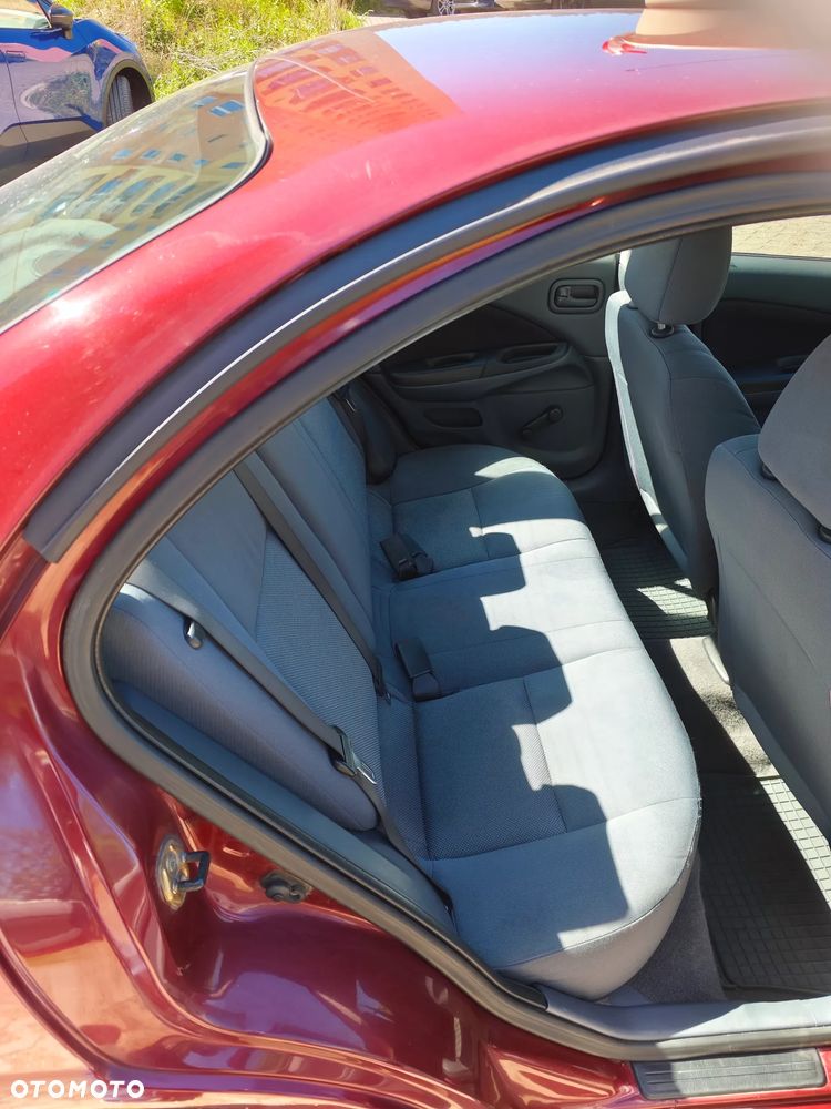 Nissan Almera - 14