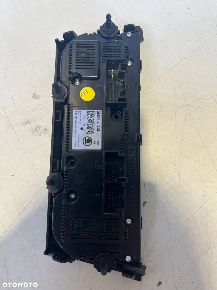 SKODA OCTAVIA III PANEL NAWIEWU KLIMATYZACJI 5E0907044L - 2