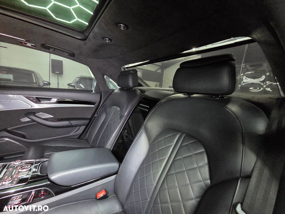 Audi A8 4.2 TDI DPF (clean diesel) quattro tiptronic Lang - 24