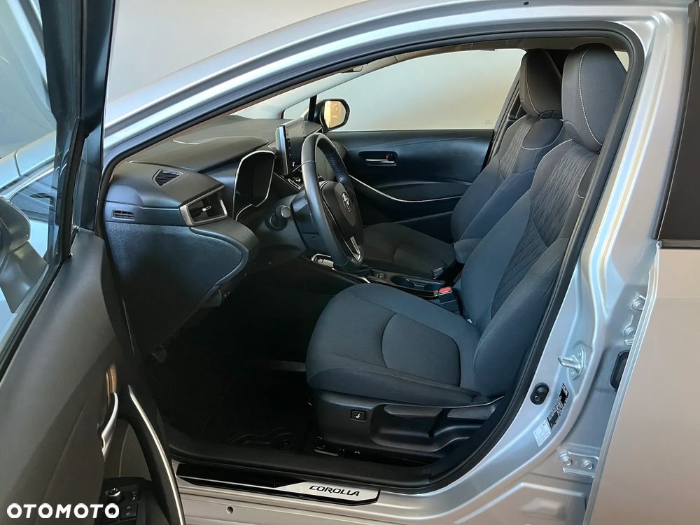 Toyota Corolla 1.6 Comfort - 6