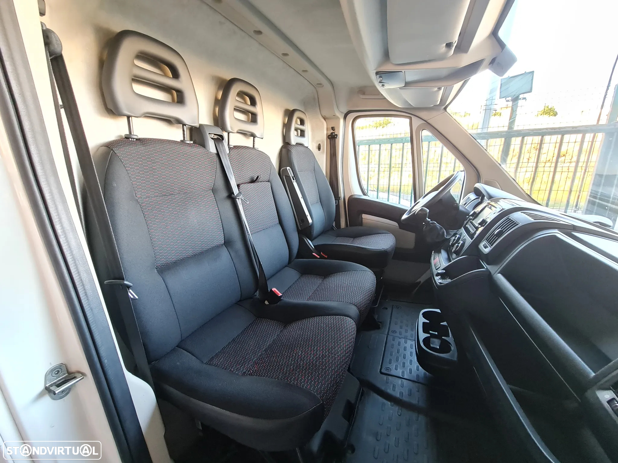 Peugeot Boxer 2.0 HDI 130CV L2H2  *GPS /AC/ IVA DEDUTÍVEL * - 12