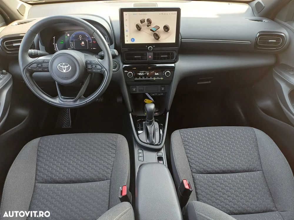 Toyota Yaris Cross 1.5 VVT-i HSD 4x2 Dynamic - 10