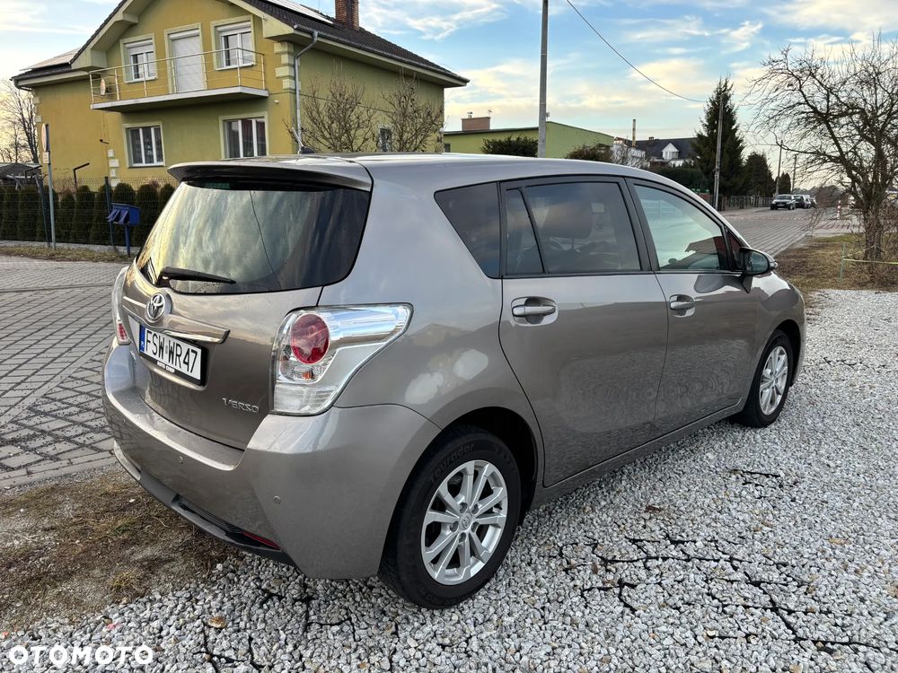 Toyota Verso 1.6 D-4D 5-Sitzer Start/Stop Edition S+ - 16