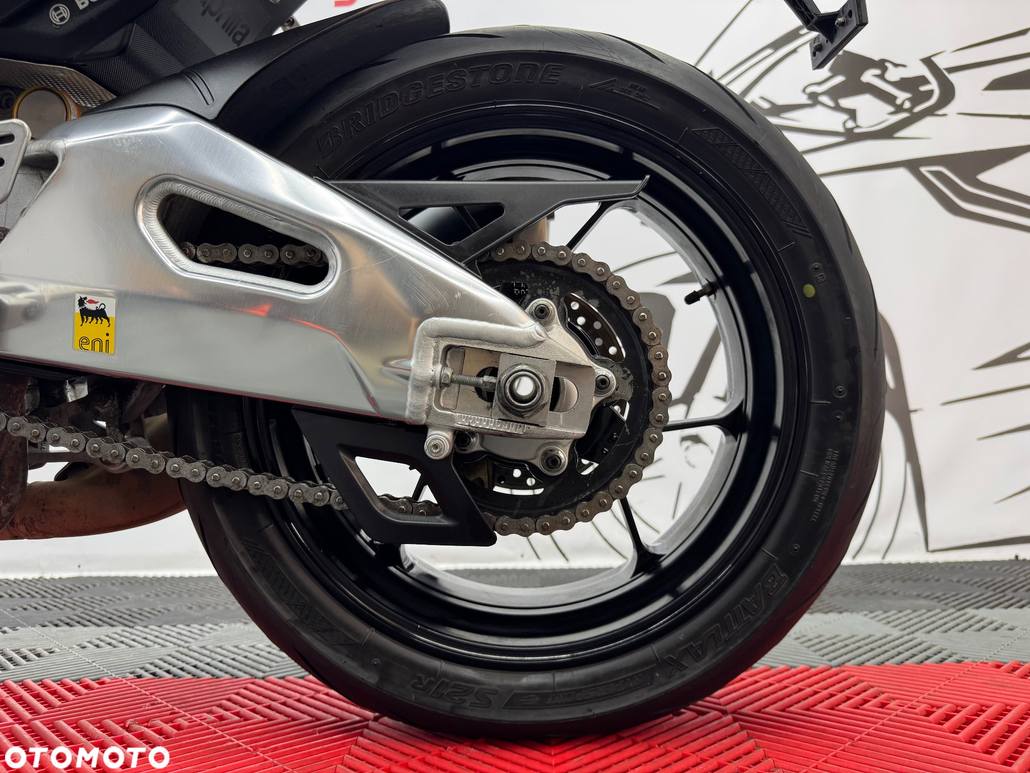 Aprilia Tuono - 21