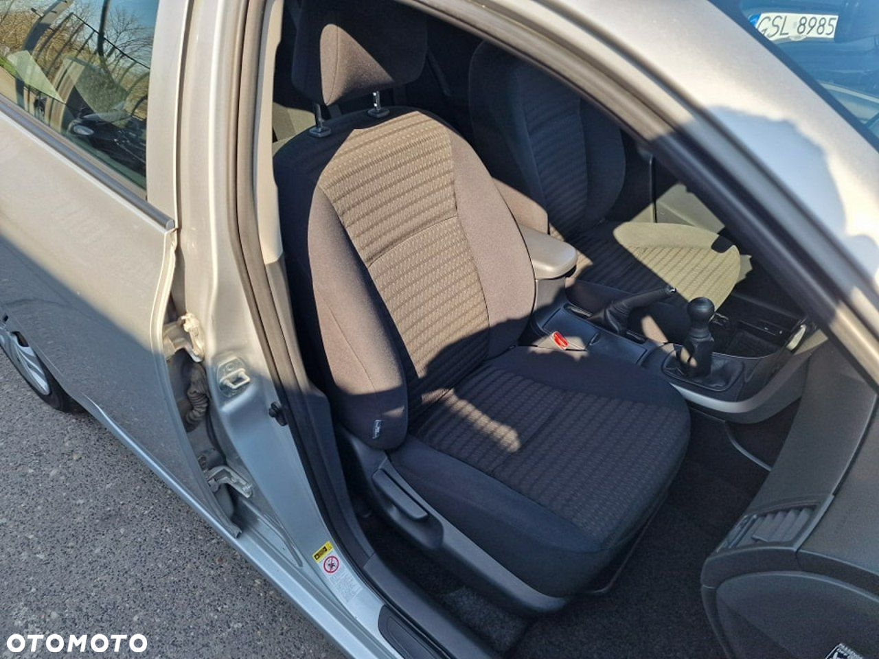 Toyota Corolla - 19