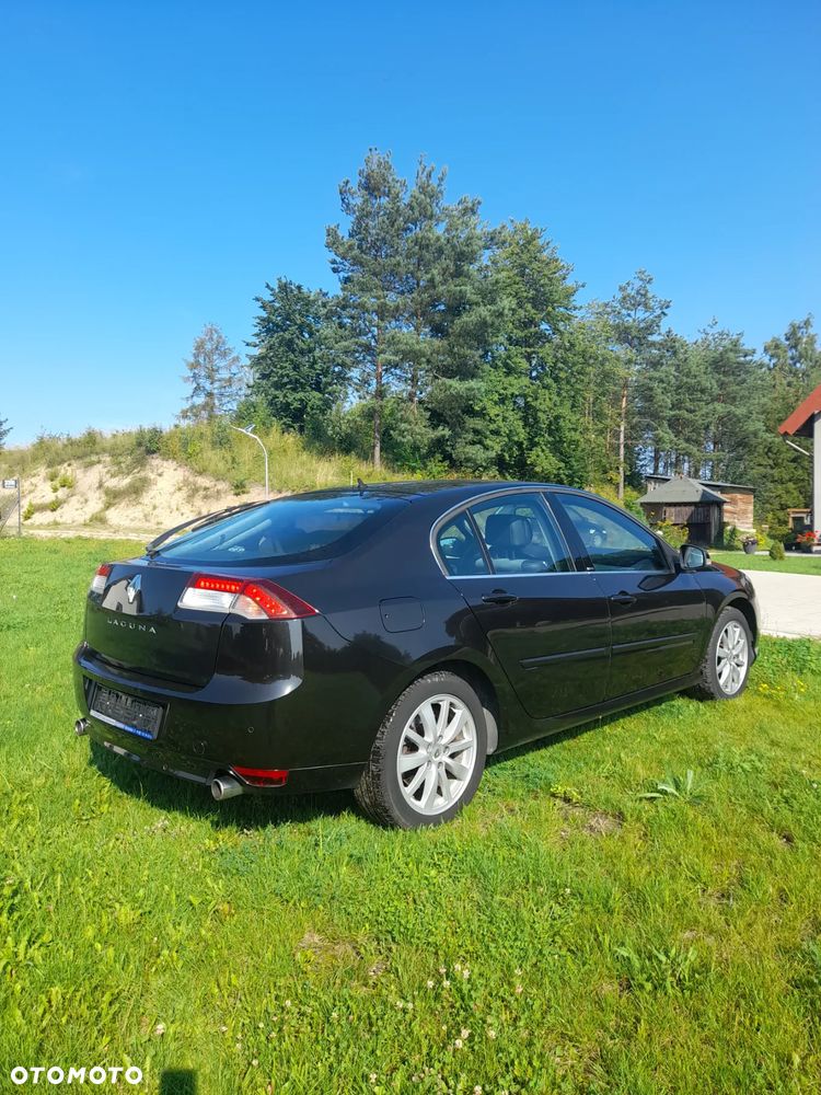 Renault Laguna dCi 150 FAP Start-Stop GT - 16