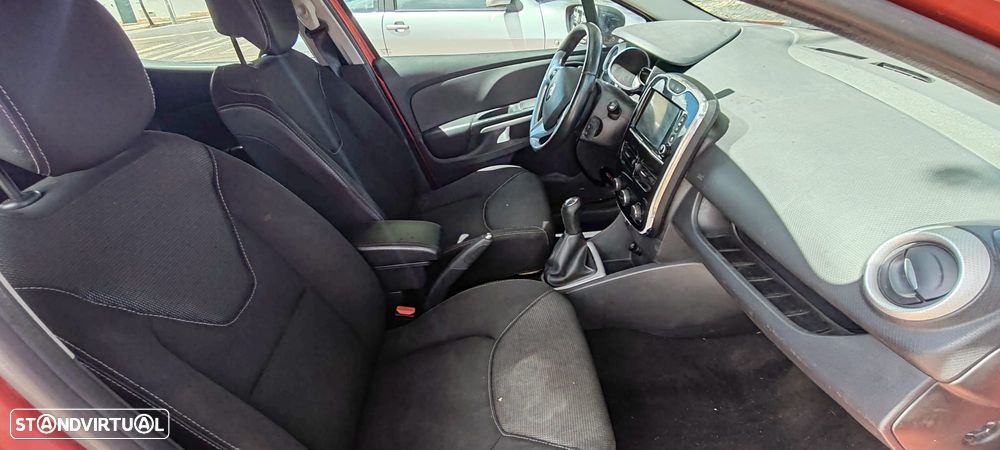 Renault Clio Energy dCi 90 Start & Stop Experience - 11