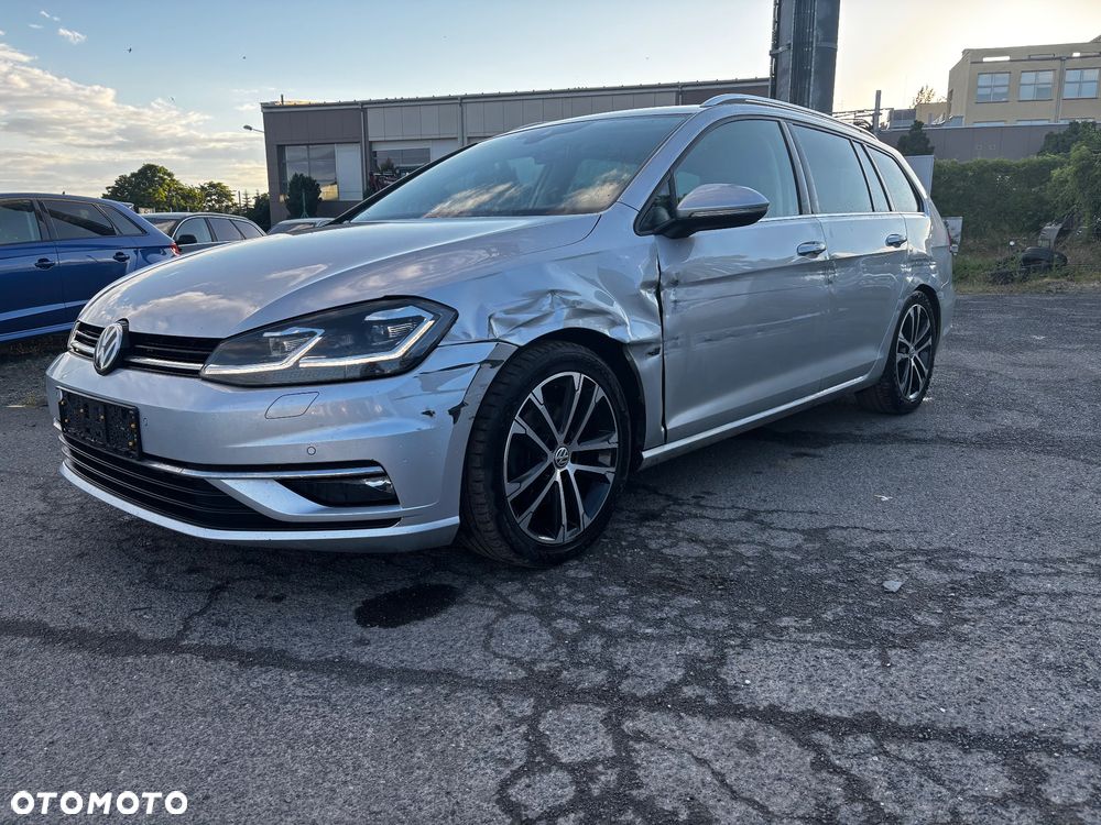 Volkswagen Golf 2.0 TDI SCR DSG Highline - 11