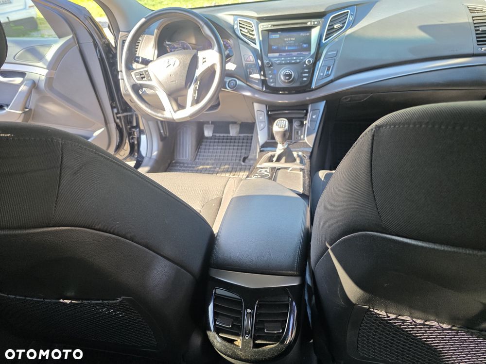 Hyundai i40 2.0 Premium - 10