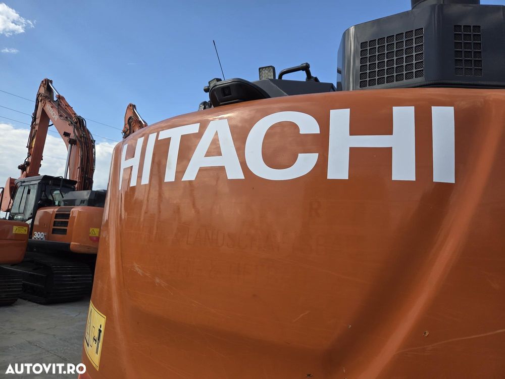 Hitachi ZX135US-6, 16t,2019, 3.736h, ROTIRE IN GABARIT, LAMA, 2 inst hidr pe brate, PADURI NOI, consum mediu 9,5l/h, Gresare automata, CUPLA RAPIDA +CUPE EXCARE+Cupa taluz, latime 2,5m, Camere spate si laterale, posibil leasing 3 ani, PROMOTIE 86.900 EUR+Tva - 18