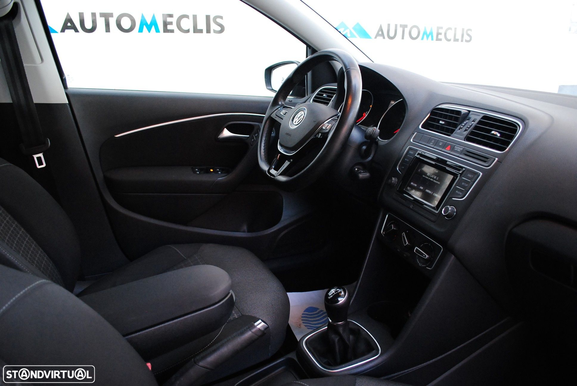 VW Polo 1.0 Confortline - 24
