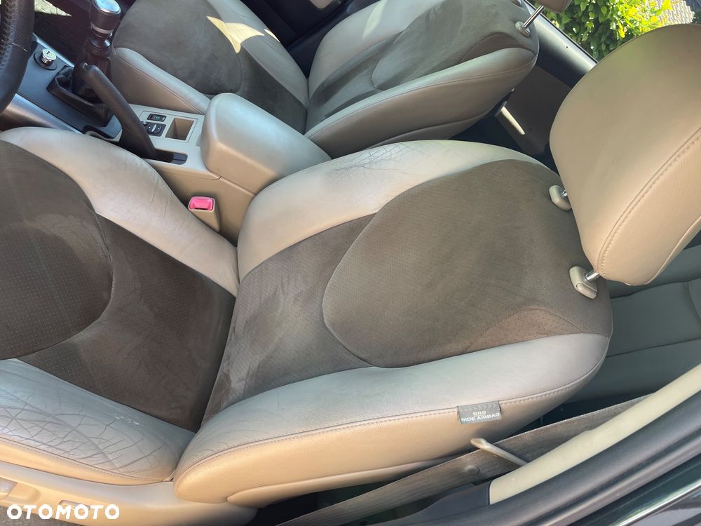 Toyota RAV4 2.0 VVT-i Premium - 28