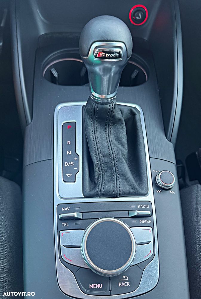 Audi A3 2.0 TDI Sportback S tronic S line Sportpaket - 31