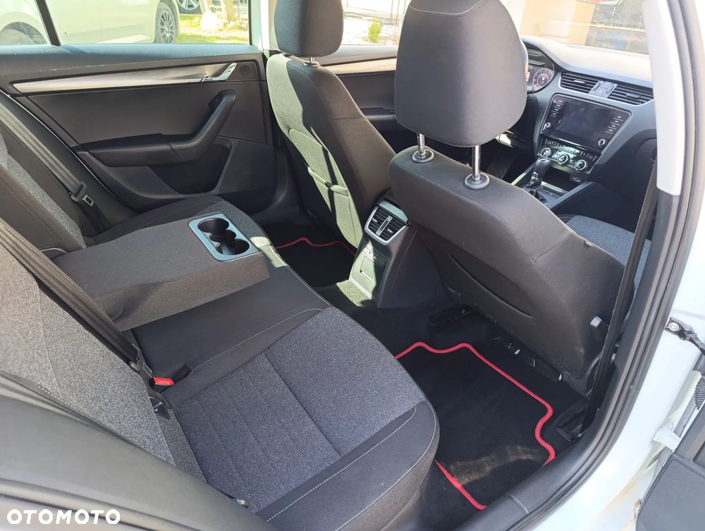 Skoda Octavia 2.0 TDI DSG Soleil - 17