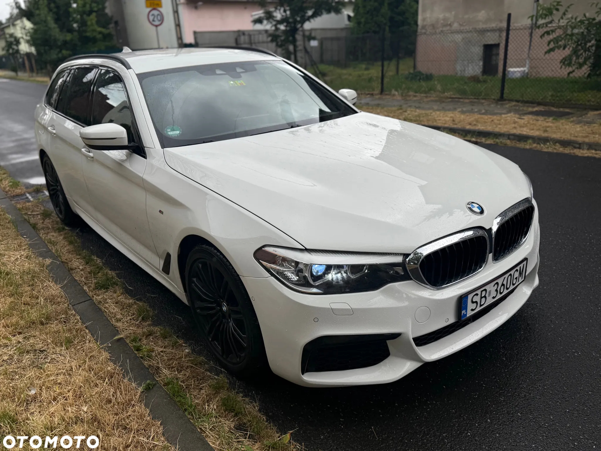 BMW Seria 5 520d M Sport - 3