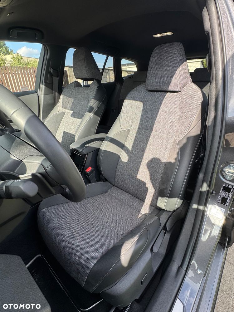 Toyota Corolla 2.0 Hybrid Style - 16