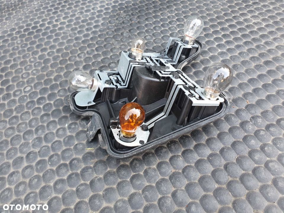 Wklad Lampa Lampy Zarowka Mocowanie Tyl Tylne AUDI A4 B6 Sedan Małysz 153947 153948 153 947 153 948 - 20