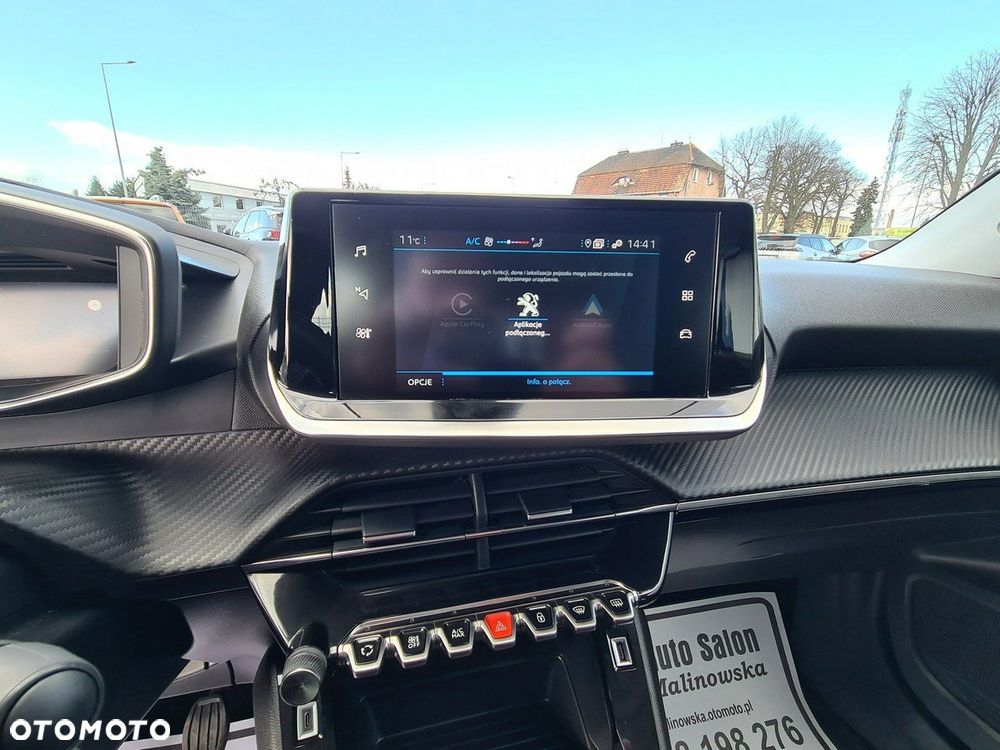 Peugeot 2008 PureTech 100 Style S&S BVM6 - 17