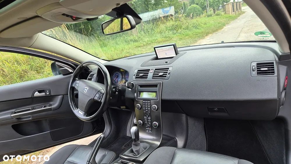 Volvo C30 D4 R-Design - 8