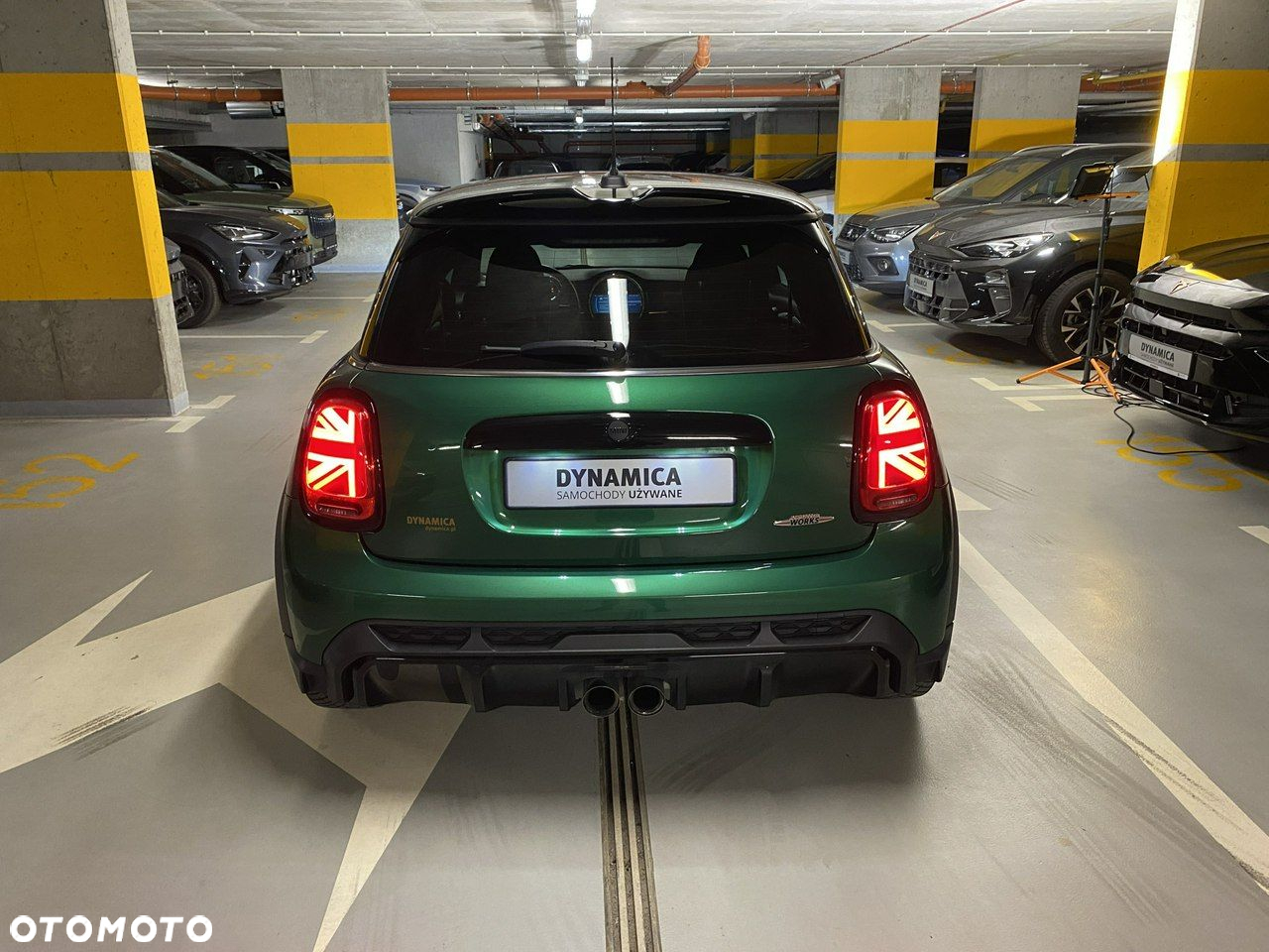 MINI John Cooper Works - 9