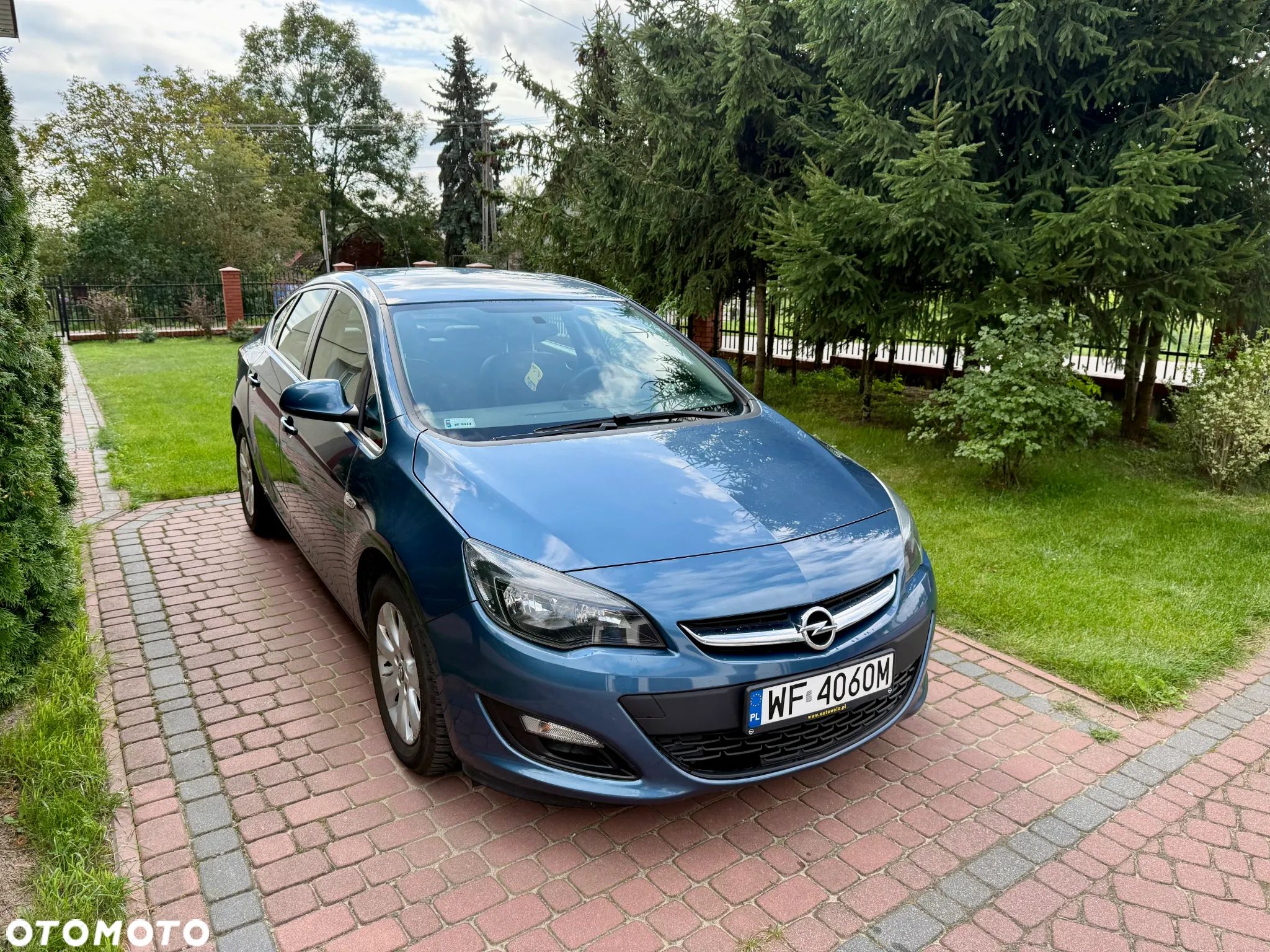 Opel Astra IV 1.4 T Active EU6 - 1