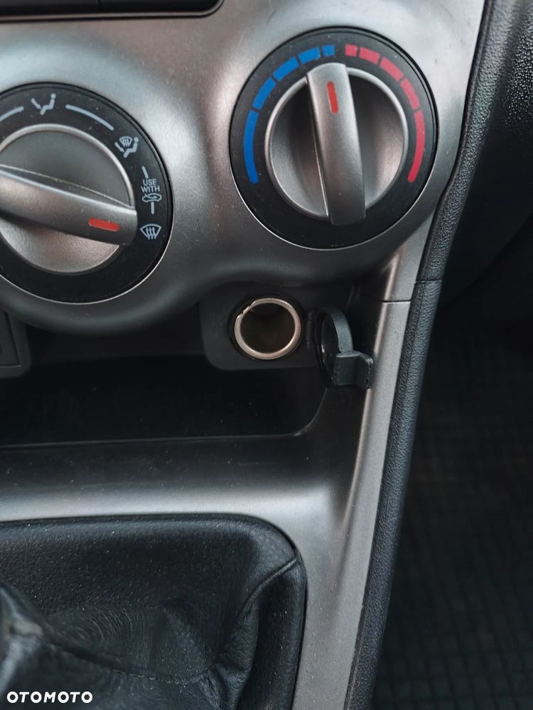 Hyundai i10 1.1 Comfort - 23