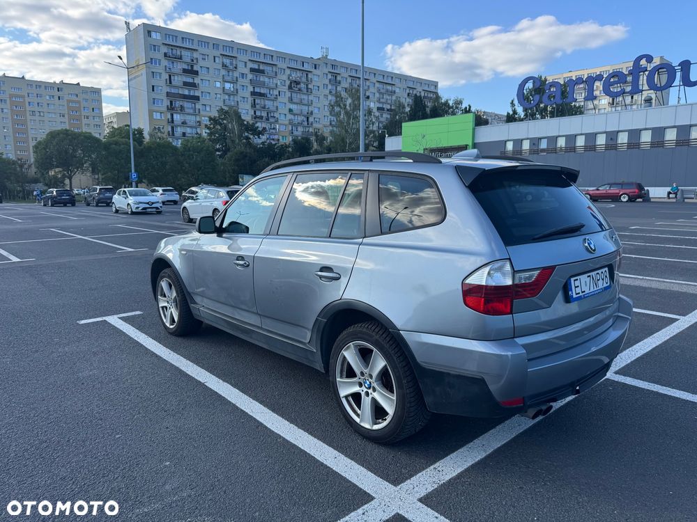 BMW X3 3.0si - 1