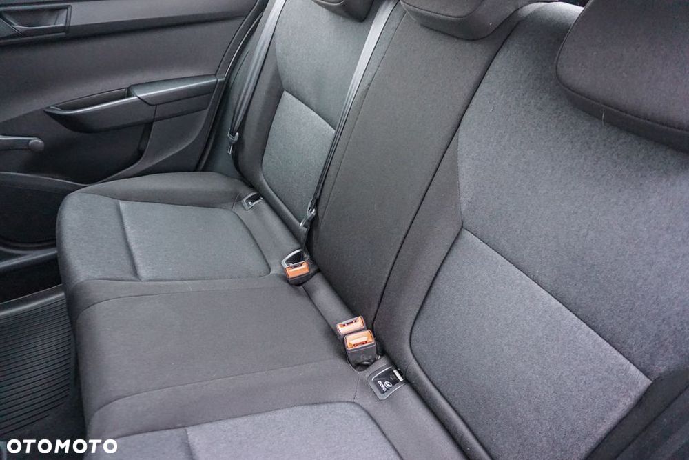 Skoda Fabia 1.0 Active - 14