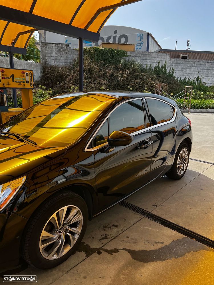 Citroën DS4 1.6 e-HDi So Chic 113g — fotografia 5