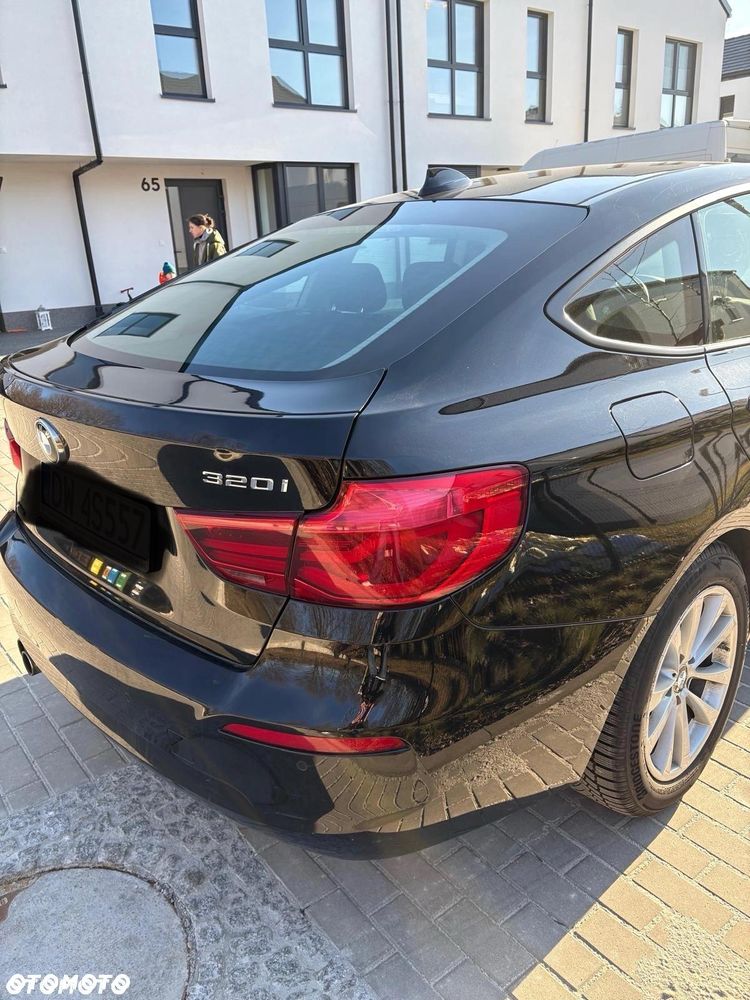 BMW Seria 3 320i GPF xDrive - 3