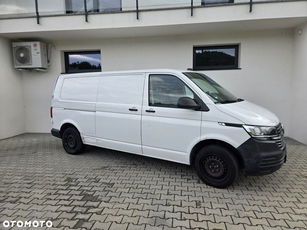 Volkswagen Transporter - 11