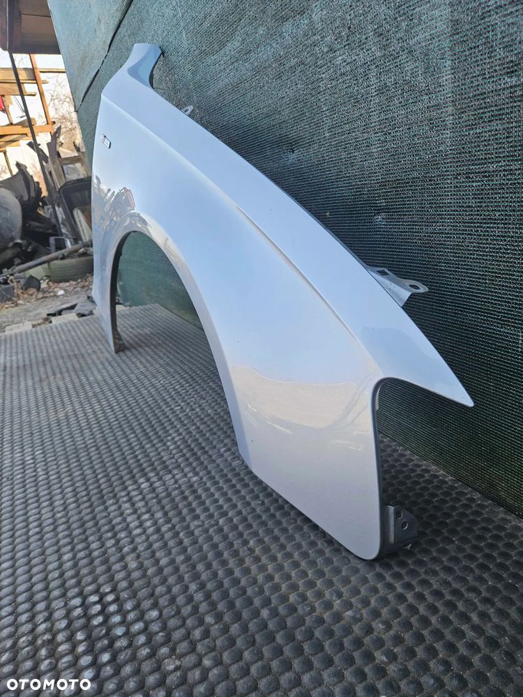 Blotniki Prawy Nadkole Przod Przedni Szary Audi A4 B8 Sedan Kombi Przed Lift Oryginalny lakier - 10