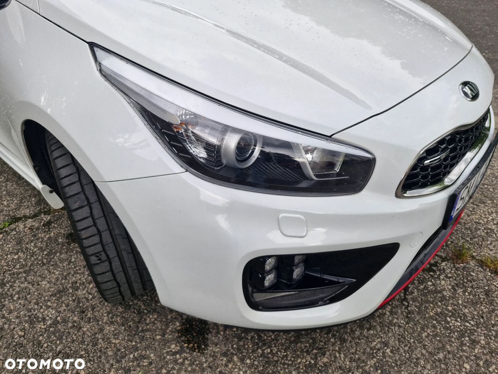 Kia Ceed 1.6 T-GDI GT XL - 5