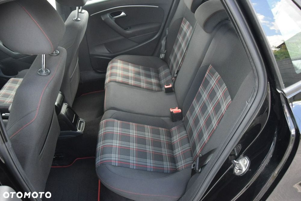 Volkswagen Polo 1.8 TSI (Blue Motion Technology) GTI - 29