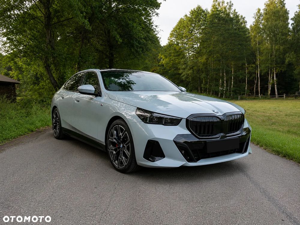 BMW Seria 5 520d mHEV M Sport - 3