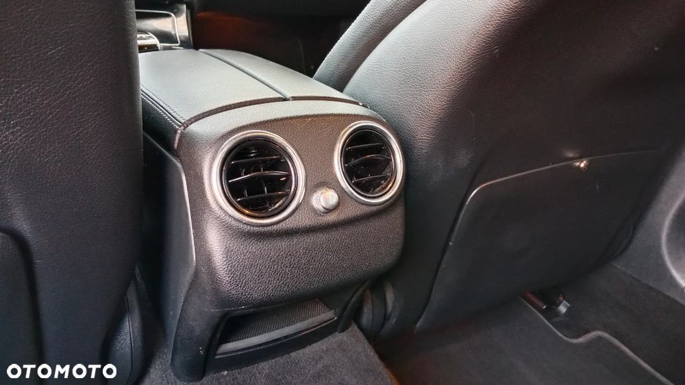 Mercedes-Benz Klasa C - 22