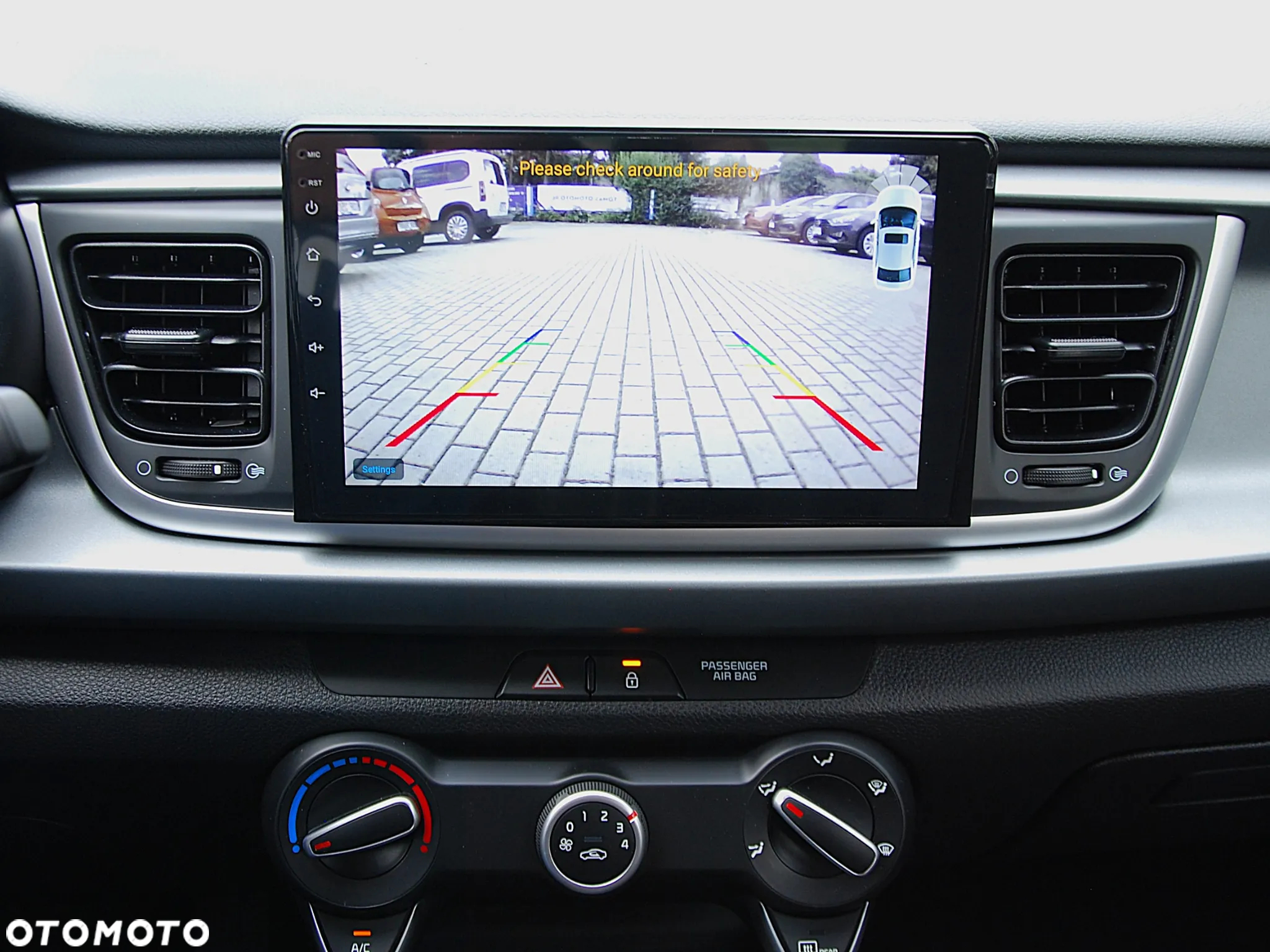 Kia Rio - 28