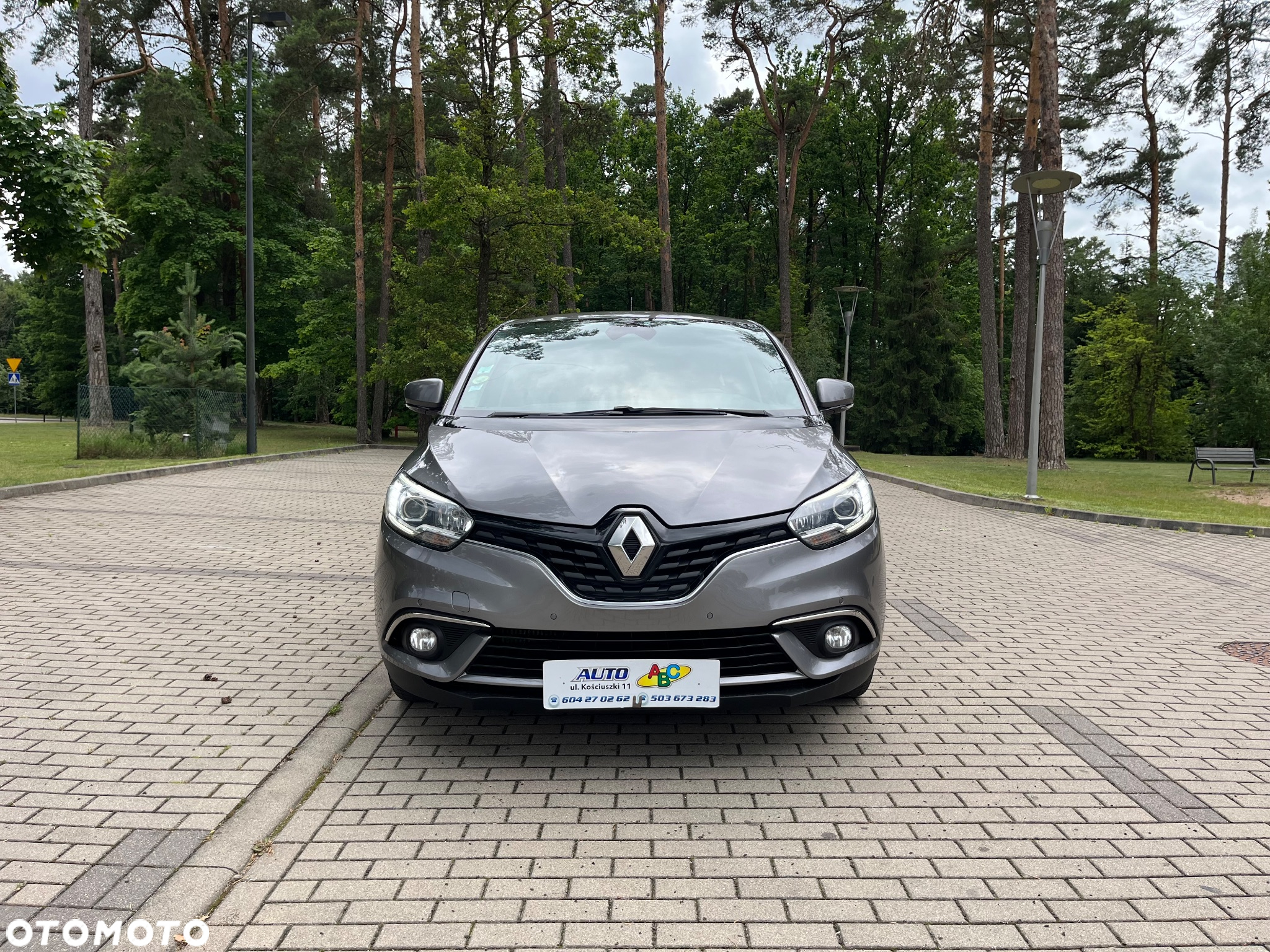 Renault Scenic 1.6 dCi Intens - 8
