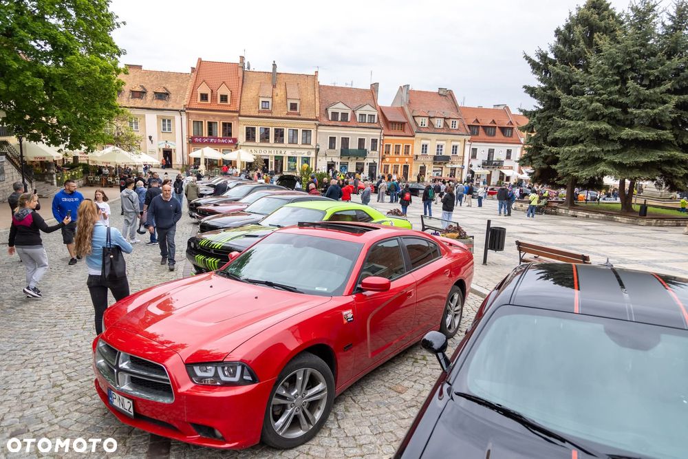 Dodge Charger - 13