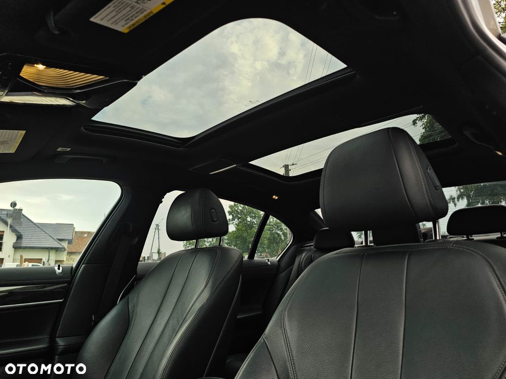 BMW Seria 7 740Li - 19