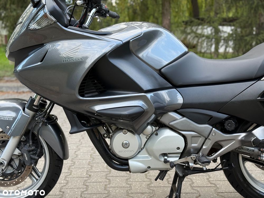 Honda Deauville - 12