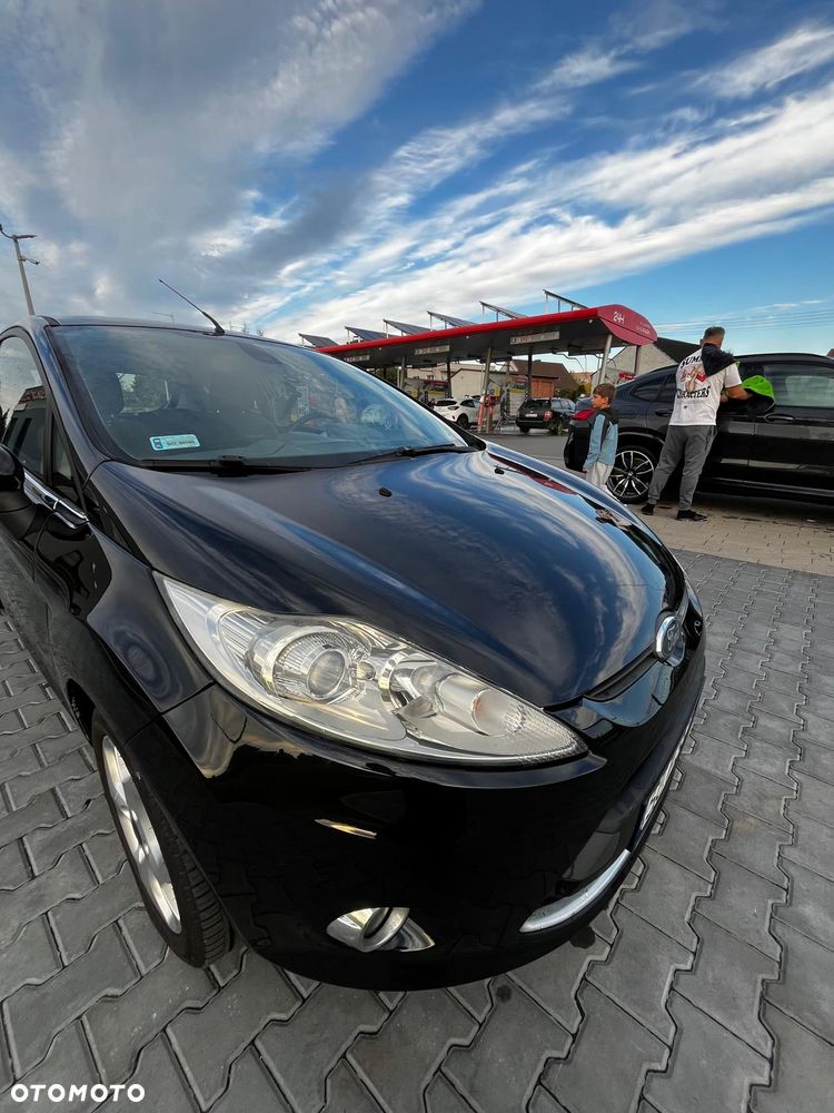 Ford Fiesta 1.4 Ghia - 16